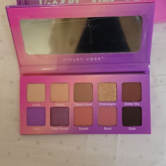 VIOLET VOSS  Violet Sunset Eyeshadow and Pressed Pigment Palette - Picture 6 of 6
